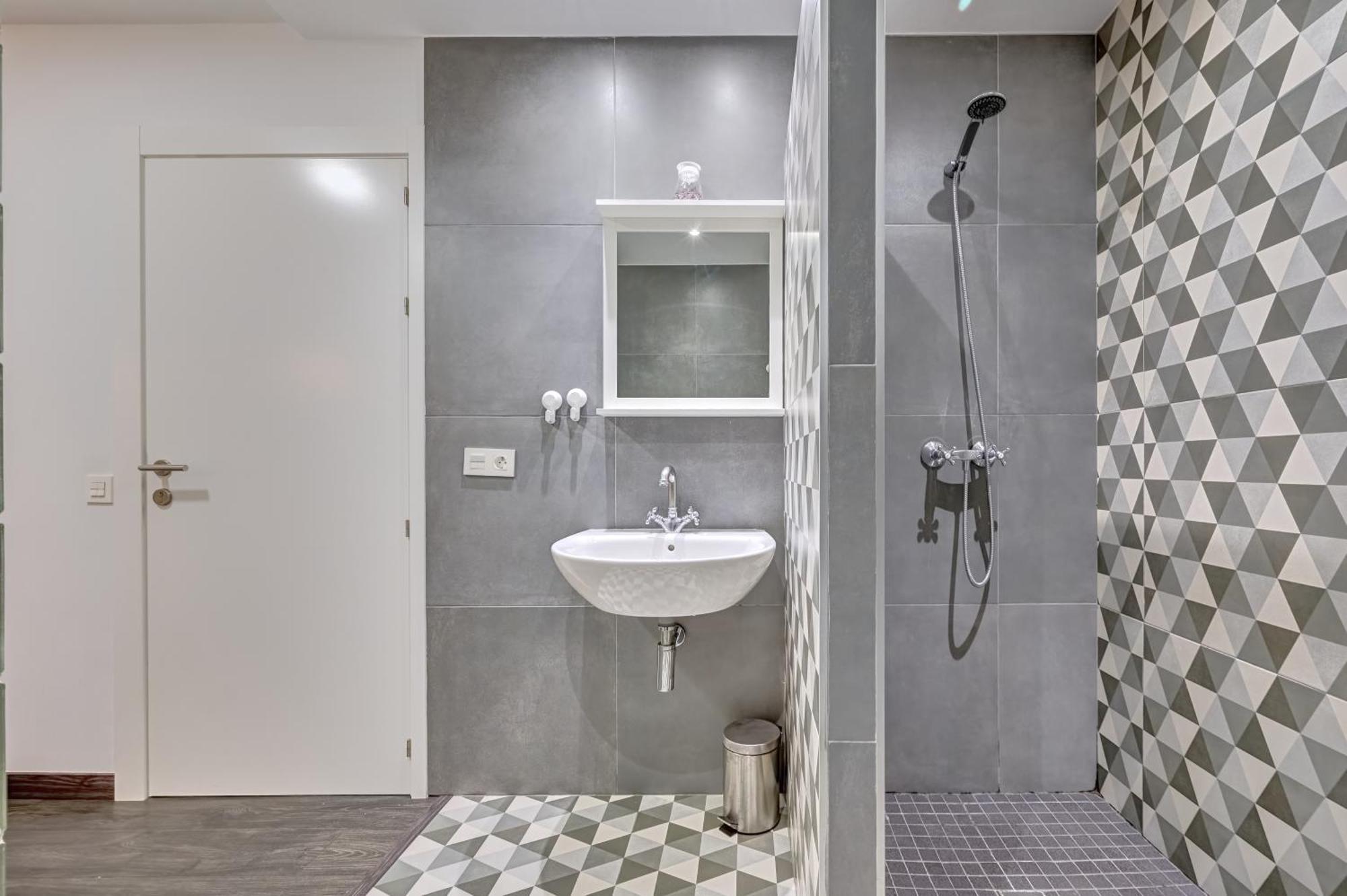 El Navarro Suite By Clabao Pamplona Exterior foto